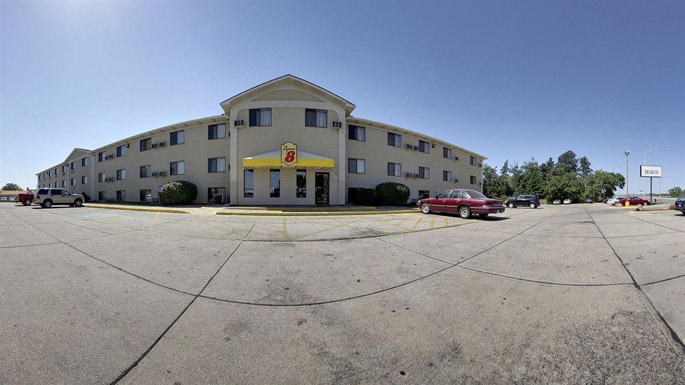 ซูเปอร์ 8 บาย วินด์แฮม ลินคอล์น นอร์ท Hotel ภายนอก รูปภาพ